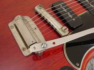 61 tremotone