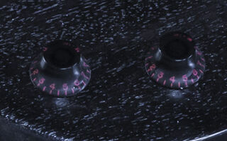 16 Cm knobs