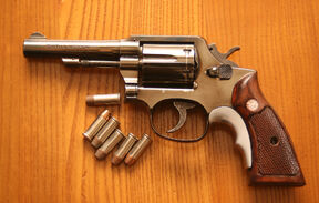 S&W M10