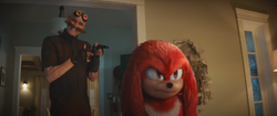 Robotnik introduces Knuckles