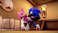 SB S1E5 Sonic catches Amy