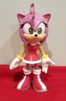 A factory second of the Amy figure