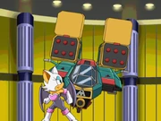 Rouge walczy z Flying Dogiem