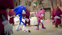 SB S1E16 Sonic Amy fighting stance