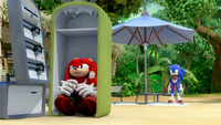 SB S1E13 Knuckles fridge