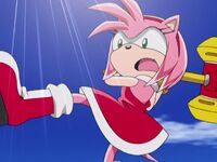 Amy about to squish Eggman