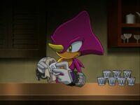 Espio cleaning glasses