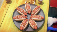 SB S1E30 Chili dog platter