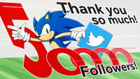 Japanese Sonic Twitter reaching 50,000 followers. Artwork by Yuji Uekawa.