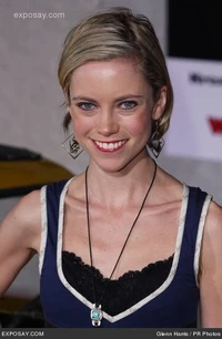 Lily-holleman-when-rome-premiere-SUoq0p