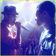 Let-it-shine-teaser.jpg (32 KB)