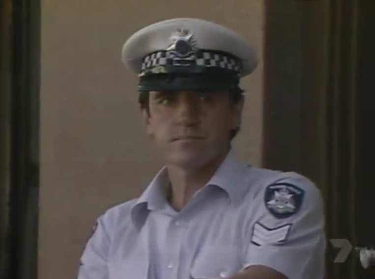 Policeman Episode 009 Sons And Daughters Wiki Fandom 4723