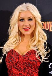 1298669048 christina-aguilera-402.jpg