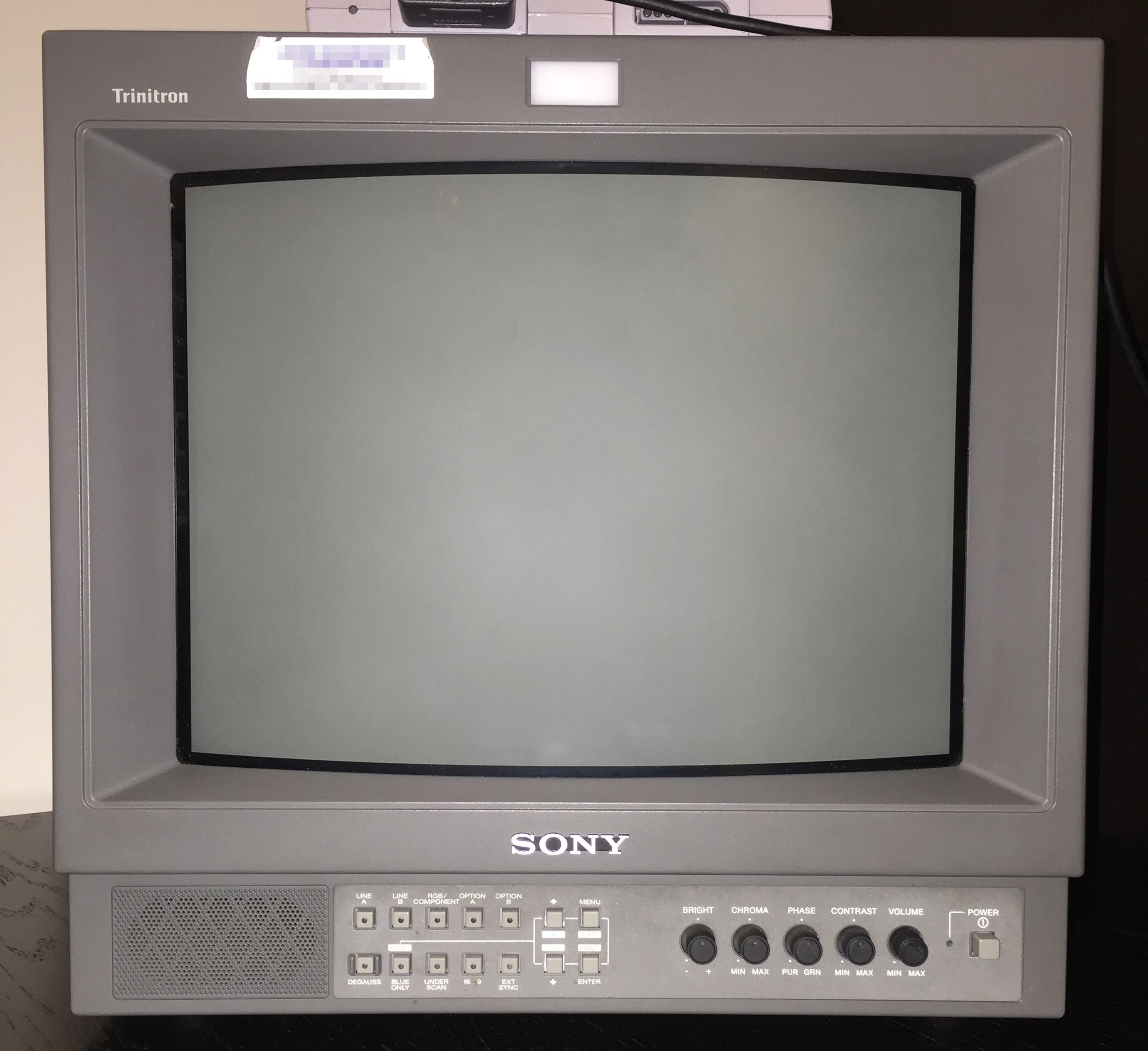 SONY Trinitron RGBモニター　SONY PVM-14L2 Sony PVM-14L2 | CRT Database