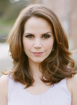 Elizabeth Cook