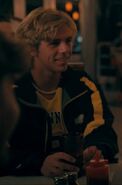 Austin Ryan as Teen Boy