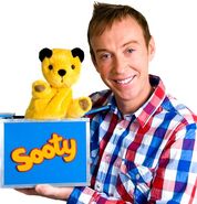 Sooty and Richard in the 2011 series of Sooty