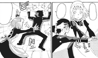 Soul Eater Chapter 51 - Patty throws Kid into wall