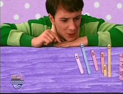 CLOCK, ALARM - LARGE ALARM CLOCK BELL RINGING Blue's Clues (9).jpg
