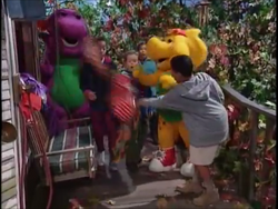 Barney's Halloween Party Hollywoodedge, Quick Whistle Zip By CRT057502.png