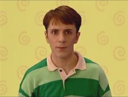 CLOCK, ALARM - LARGE ALARM CLOCK BELL RINGING Blue's Clues (13).jpg