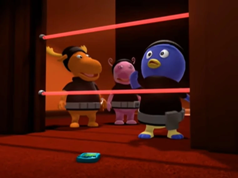 Hollywoodedge, Alarm 4 Contemporary TE012301/Image Gallery