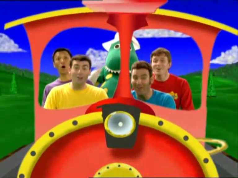 Sound Ideas, TRAIN, STEAM CHUGG BY, CLOSE UP WITH BELL Soundeffects