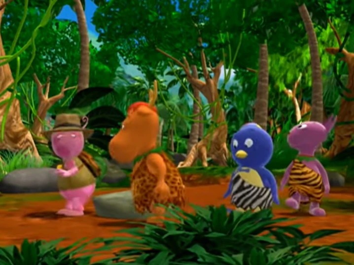 Sound Ideas, APES, SIAMANG LOW HOOT & CALL, CHANT, ANIMAL