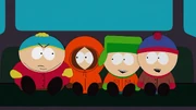 卡特曼在车上被孩子们嘲笑