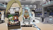 Die Wissenschaftlerin spricht Kennys Gedanken über Stan, Kyle und Cartman in die Kamera.