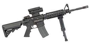 300px-PEO M4 Carbine RAS M68 CCO
