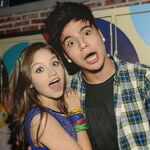 KarolSG.jpg (500 KB)