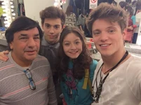 RuggeroKarolLionelCap02.jpg (59 KB)