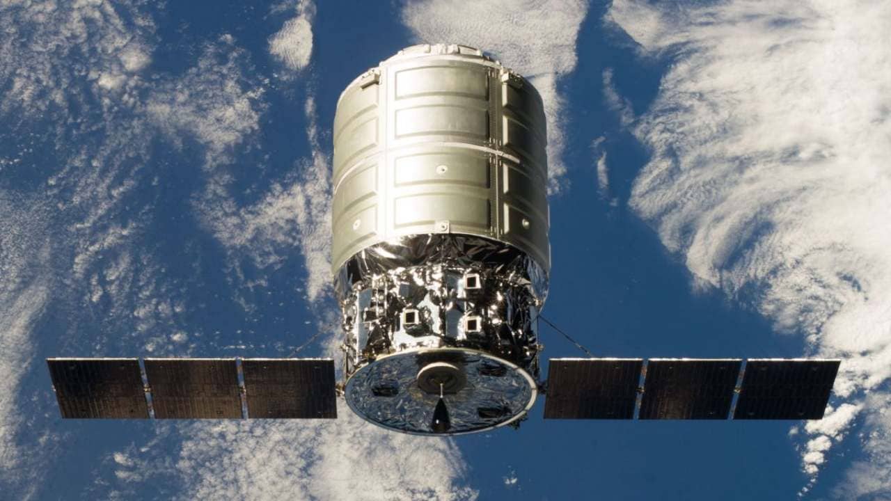 cygnus spacecraft model