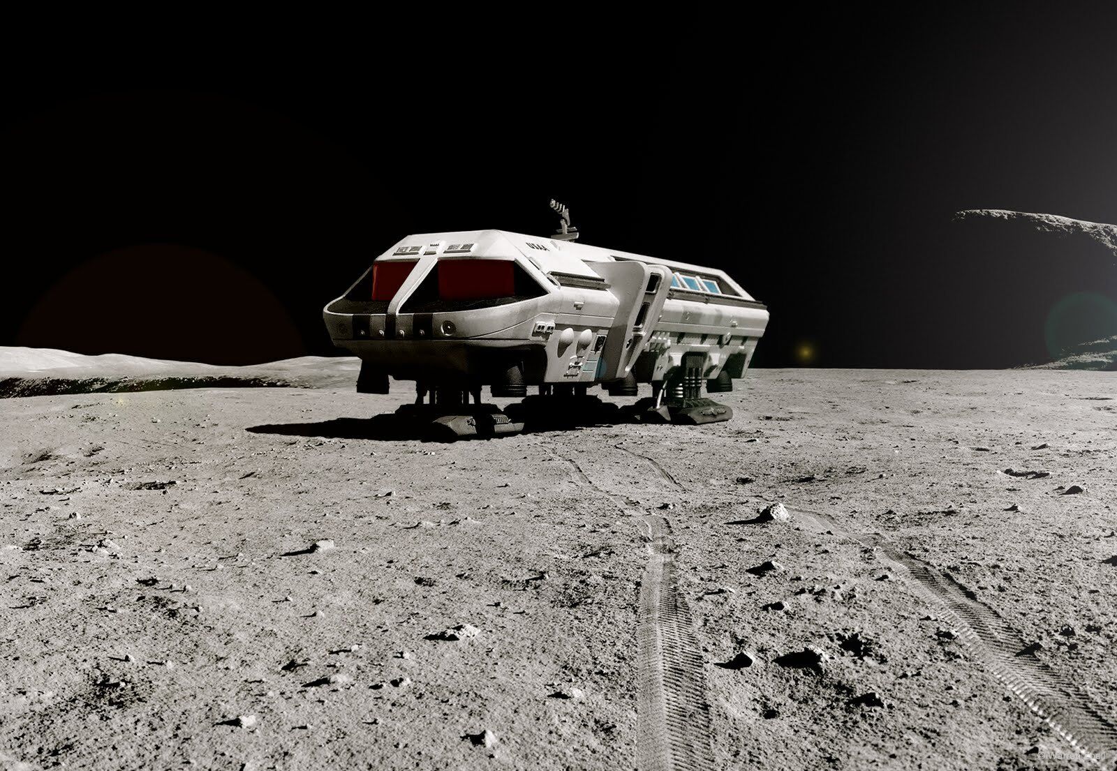 Amazon.com: Moebius MMK2001 1:55 2001 Moon Bus Model : Arts