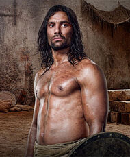 Manu-Bennett-Crixus