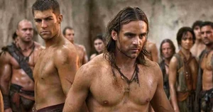 Liam-McIntyre-and-Dustin-Clare-Spartacus-Vengeance-Chosen-Path