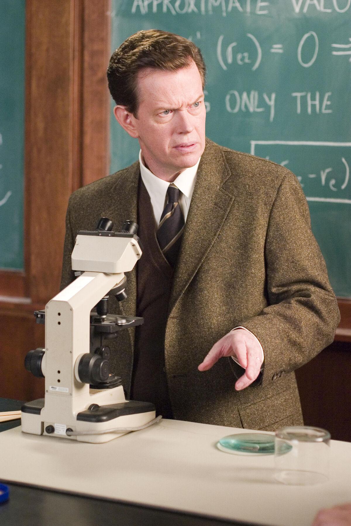 Curt Connors (Dylan Baker) | Spider-Man Films Wiki | Fandom