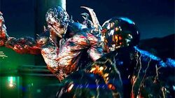 Venom-vs-riot-slashing