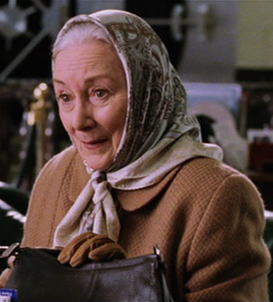 Introducir 93+ imagen aunt may spiderman 2002