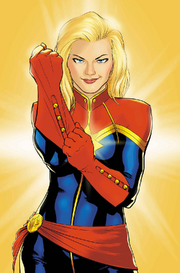 Carol como Captain Marvel