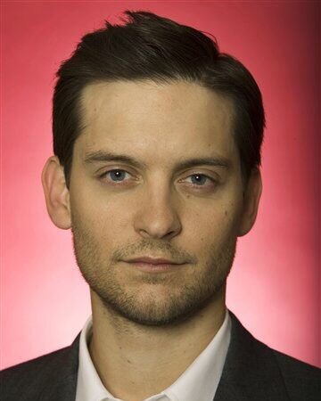 Maguire height tobey Tobey Maguire