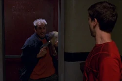 Spider-man 2002 robber escape