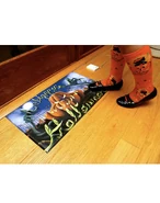 01033703-b.jpeg (271 KB) Displayed by door