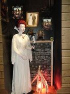 Life-Size Animated Midnight Countess in ISE