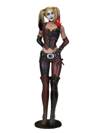 Harley quinn figures top