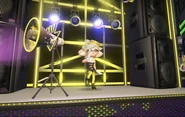 Marie performing at a Splatfest