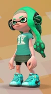 An Inkling Girl wearing the Mint Tee in Splatoon 2
