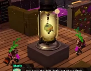 Due Octoling Elité sorvegliano un Mini Pescescossa.