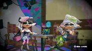 Callie and Marie waving at the inklings